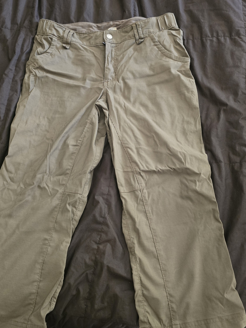Duluth Womans Sz 8 Green Capris
